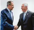  ?? Foto: imago ?? Sergej Lawrow (links) traf seinen US Kollegen Tillerson in Bonn.