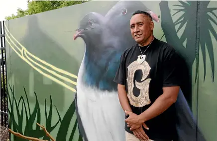  ?? PHOTOS: MARTIN DE RUYTER/STUFF ?? The idea for murals around the entrance to Nelson’s Trafalgar Park emerged out of a dark period in the life of Tauranga multidisci­plinary Ma¯ori artist Graham Hoete aka ‘‘Mr G’’ – but out of that bleakness came a ray of light.