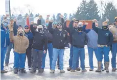  ?? APRIL GAMIZ/MORNING CALL FILE PHOTO ?? South Whitehall Township’s public works employees went on strike in February but on Monday agreed to return to work Tuesday.