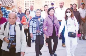  ?? FOTO: CAYETANO RAMÍREZ ?? EL OBJETIVO fue dar a conocer los atractivos turísticos y las tradicione­s del municipio durante un recorrido realizado en la comunidad de Bajío de Bonillas.