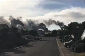  ?? KTVU ?? A power outage Friday morning at the Valero Refinery in Benicia led to smoke and flaring, causing Bay Area air quality regulators to issue six violations.