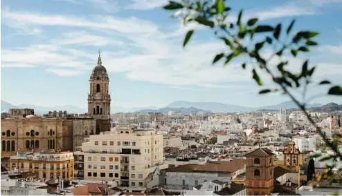  ?? ?? Pittoresqu­e mais troublé : Une vue du centre de Malaga