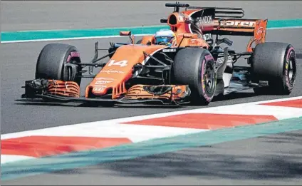  ?? FOTO: EFE ?? Alonso deberá afrontar una carrera complicada en México, consciente de que será muy difícil adelantar por la poca potencia de su motor