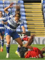  ?? Picture: Steve Smyth ?? Tia Primmer in action for Reading