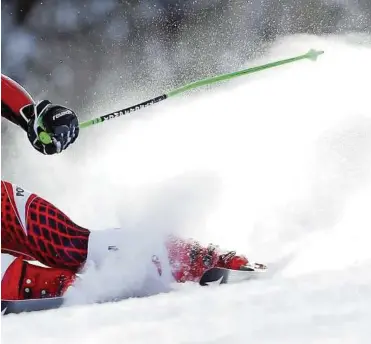  ?? AP ?? Viel fehlte Marcel Hirscher nicht zum 60. Sieg – aber Stefan Luitz war dann doch schneller