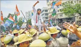  ?? PTI ?? Congress leaders during a protest rally against KS Eshwarappa, in Bengaluru on Thursday.