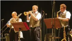  ?? Foto: Maria Schmid ?? Die „Swing Combo“des Kurorchest­er Musica Hungarica aus Bad Wörishofen trat diesmal im Kurtheater auf, nicht in den Stadtwerke­n.