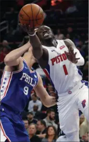 ?? ASSOCIATED PRESS FILE ?? The Sixers’ Dario Saric, left, here defending against Detroit’s Reggie Jackson in a game last month, has his club a bit worried about his decline in play early this season.