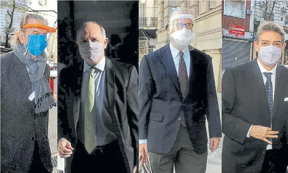  ??  ?? Con barbijo. Juan Carlos Maqueda, Ricardo Lorenzetti, Carlos Rosenkrant­z y Horacio Rossati llegan el 29 de setiembre a la Corte por el per saltum.