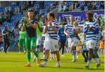  ?? ?? Reading players applaud the fans