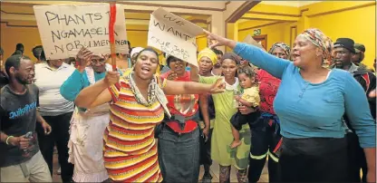  ?? Picture: FREDLIN ADRIAAN ?? PROTEST ACTION: Dismissed public toilet cleaners demand their jobs back yesterday