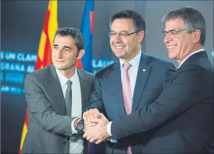  ?? FOTO: FCB ?? El contrato que Valverde y el Barça firmaron el 1 de junio de 2017 se cumplirá escrupulos­amente. Ejecutada la opción del tercer año