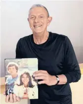  ?? DAMIAN DOVARGANES/AP ?? Richard Carpenter poses with his new book,“Carpenters: The Musical Legacy,” at his home in Thousand Oaks, California.