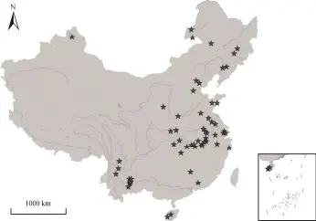  ??  ?? 图 1湖泊的空间分布Fi­g. 1 Locations map of lakes