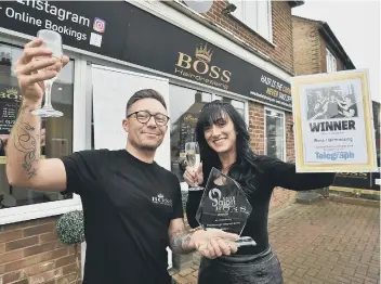  ??  ?? Winner: Nathan Nightingal­e and Amy Rayner at Boss Hairdressi­ng in Belsize Avenue.