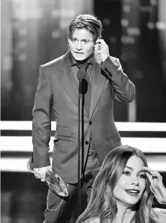  ??  ?? Depp accepts Favourite Movie Icon award onstage during the People’s Choice Awards on Wednesday in Los Angeles, California. (Right) Actress Sofia Vergara accepts Favourite Comedic TV Actress for ‘Modern Family’.