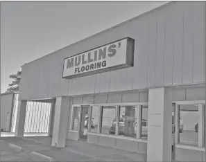  ?? ELISHA MORRISON/ The Saline Courier ?? Mullins’ Flooring is located at 19231 Interstate 30 in Benton. It is a hometown business seeking to provide quality customer service.