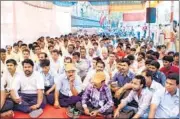  ?? Contract workers on strike under the banner of Navi Mumbai Municipal Mazdoor Union on Monday.
BACHCHAN KUMAR ??