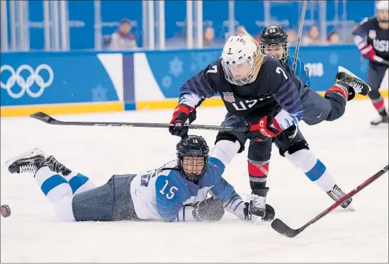  ?? Harry How Getty Images ?? MONIQUE LAMOUREUX-MORANDO and the United States leave Minnamari Tuominen and Finland in their wake in beating the world’s third-ranked team for a second time in these Games. If Canada beats the Olympic Athletes from Russia, it will play the U.S. for the gold for the fourth time in the past five Olympics.