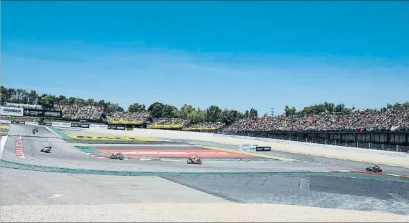  ?? CÉSAR RANGEL ?? Imagen de la chicane de F-1 por donde pasan los pilotos tras desechar la chicane superior, delante de la tribuna H, a la derecha