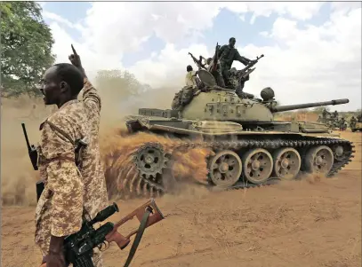  ?? PICTURE: REUTERS ?? A Sudanese army tank in Daldako, South Kordofan, which is one of the areas where Khartoum has promised to seek to cease hostilitie­s.