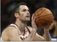  ?? AP PHOTO/JIM MONE, FILE ?? Cleveland Cavaliers’ Kevin Love plays against the Minnesota Timberwolv­es on Oct. 19 in Minneapoli­s.