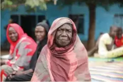  ?? AHMED OMER / FLYKTNINGH­JELPEN / NTB HANDOUT ?? 80 år gamle Awadia har måttet flykte gang på gang. Krigen som brøt ut i Sudan i april 2023 tvang henne på nytt på flukt, nå lever hun som internt fordrevet i delstaten White Nile.