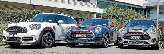  ?? DAMIEN O’CARROLL/ STUFF DAMIEN O’CARROLL//STUFF ?? Hatch, right, and Clubman, centre, look similar, but the latter is on the same platform as the Countryman, left.
Countryman would seem to be the star Mini JCW product in our SUV-centric world. But is it the most appealing?