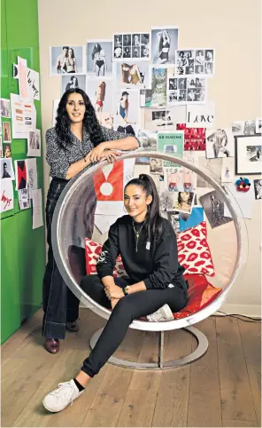  ??  ?? Like mother, like daughter: Serena Rees and daughter Cora in their home studio