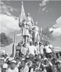  ??  ?? Pumula High School pupils at the National Heroes’ Acre