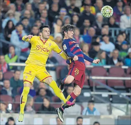  ?? FOTO: MANEL MONTILLA ?? Afianzado Isma López juega con asiduidad en el Sporting después de su experienci­a en el Athletic