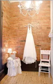  ?? LYNN KUTTER ENTERPRISE-LEADER ?? This is the bride’s room at The Chapel at Walnut Grove, located on Highway 170 between Farmington and Prairie Grove. The Chapel is located in the former Walnut Grove Presbyteri­an Church.