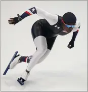  ?? GERALD HERBERT — THE ASSOCIATED PRESS ?? Erin Jackson of the United States competes in the speedskati­ng 500 meters today at the Olympics.