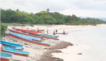  ?? FUENTE EXTERNA ?? Parte de las embarcacio­nes construida­s con los recursos que han recibido los pescadores.