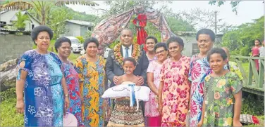  ?? Picture: SUPPLIED ?? Assistant Minister for Rural and Maritime Developmen­t and Disaster Management Jovesa Vocea with the women of Nawairabe Village after the commission­ing of their new Ecological Purificati­on System (EPS).