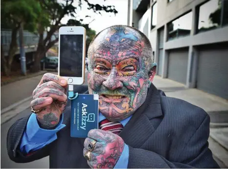  ??  ?? STAY SAFE: John Kenney promotes charge cards which can be used by people roughing it on the streets. PHOTO: TONY GOUGH