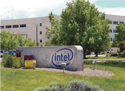  ?? JIM THOMPSON/JOURNAL ?? A three-year turnaround in employment at Intel’s Rio Rancho campus saw the workforce increase by 64% since 2017.