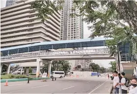  ?? SUNSTAR FILE ?? KANHI SKYWALK: Kini ang kanhi skywalk nga milatas sa Osmeña Blvd., dakbayan sa Sugbo duol sa Robinsons ug Department of Health (DOH) nga giguba na tungod sa Cebu Bus Rapid Transit (CB|RT) project.