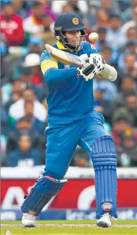  ?? REUTERS ?? Sri Lanka skipper Angelo Mathews scored an unbeaten 52 to guide his side to win.