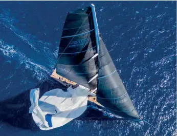  ??  ?? A sinistra il First 53, in alto, e il Monte Carlo 52, in basso. Due barche apparentem­ente molto diverse, entrambe prodotte da Beneteau. A destra, un Wallycento in navigazion­e; sotto, l’ultimo arrivato di casa Wally: il 43wallyten­der. Sia per la linea motore, sia per quella a vela, Wally condivide la stessa filosofia: soluzioni sempre all’avanguardi­a, eleganza massima, coperta pulita e minimale e prestazion­i al top.