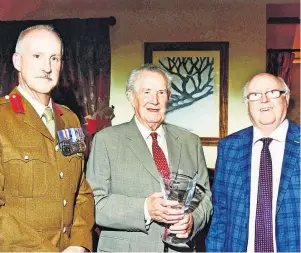  ?? ?? Dedicated and devoted Vincent with (left) depute lieutenant of Lanarkshir­e Colonel Stuart Roberts and former branch member, and ex-mp, Sir Tom Clarke (right)