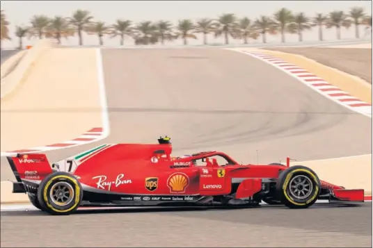  ??  ?? MANDA EL ROJO. Ferrari no pudo comenzar mejor el fin de semana en Sakhir dominando los libres con un doblete liderado por Raikkonen.