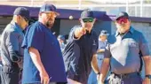  ?? TAMMY RYAN ?? Rigo Ledezma (center) took his team all the way to the Southern California Division 2 championsh­ip.