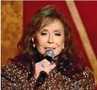  ??  ?? Loretta Lynn’s family says she is expected to make a full recovery.