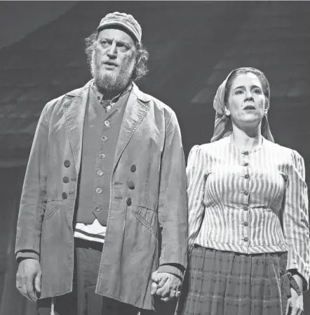  ?? JOAN MARCUS ?? Yehezkel Lazarov (as Tevye) and Maite Uzal (Golde) in the national tour of “Fiddler on the Roof.”