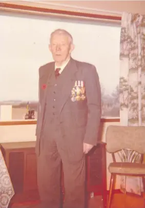  ??  ?? Captain Charlton in 1971 and (below) his DCM and MM