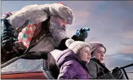  ?? MICHAEL GIBSON/NETFLIX ?? Kurt Russell, Darby Camp and Judah Lewis in ‘The Christmas Chronicles..’