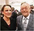  ??  ?? Damenschne­ider-Meisterin Sandra Gronemeier mit Mann Franz Matyschik