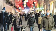  ?? FOTO: JEAN-FRANCOIS BADIAS/DPA ?? Die Quarantäne­regeln für den kleinen Grenzverke­hr – auch nach Straßburg – werden verschärft.