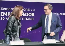  ??  ?? Tras anunciar la Semana Nacional del Emprendedo­r, Ildefonso Guajardo dijo que la denuncia de EU ante la OMC no afecta la renegociac­ión del TLCAN.